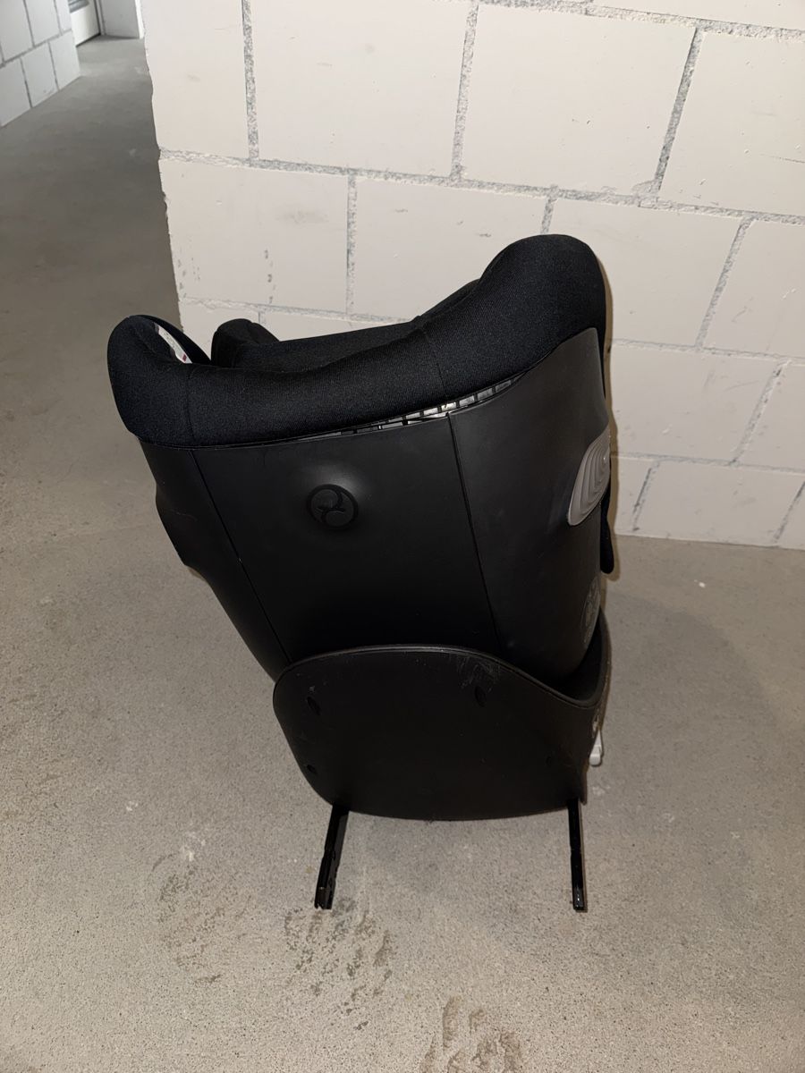 Cybex Seggiolini per auto: Cybex Sirona SX2 I-Size Kindersitz – Usato da Meisterschwanden venduto da knurry 5