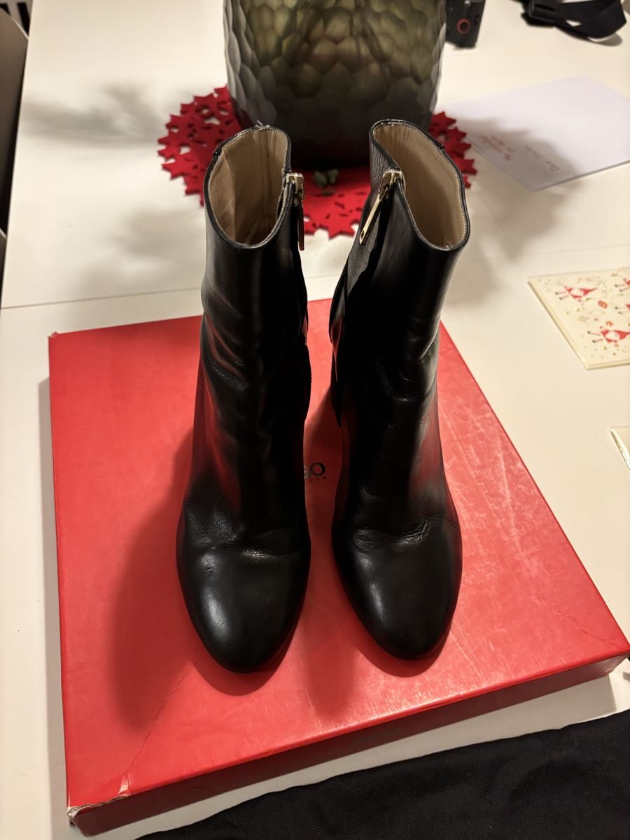 Hugo Boss Damenschuhe: Hugo Boss Ankle Boots – Gebraucht aus Basel von des_7yv2 3