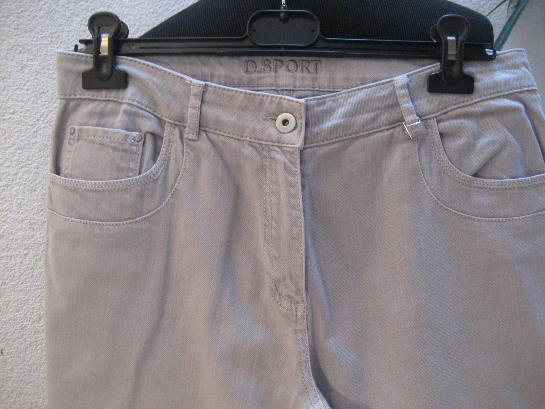 Jeans: Jeans gris stretch taille L – Usato da Delémont venduto da marryb 1