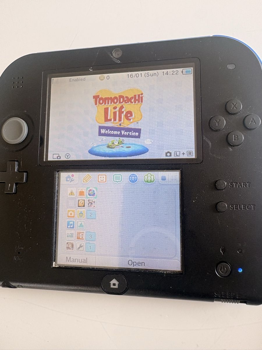 Nintendo Console: Nintendo 2ds + chargeur + 7 jeux – Usato da Dompierre FR venduto da PRiT_Madara 2