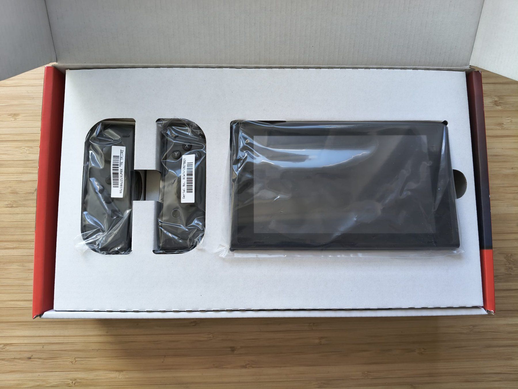 Nintendo Console: Nintendo Switch in OVP mit Hard Case Tasche – Usato da Riedholz venduto da ste_96cd 2
