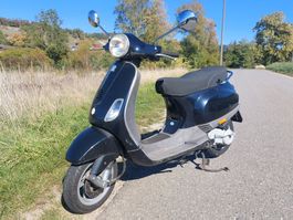 Piaggio Vespa LX 4 50 ccm gelbe Nummer 45kmh Kat. F Ab 15 J
