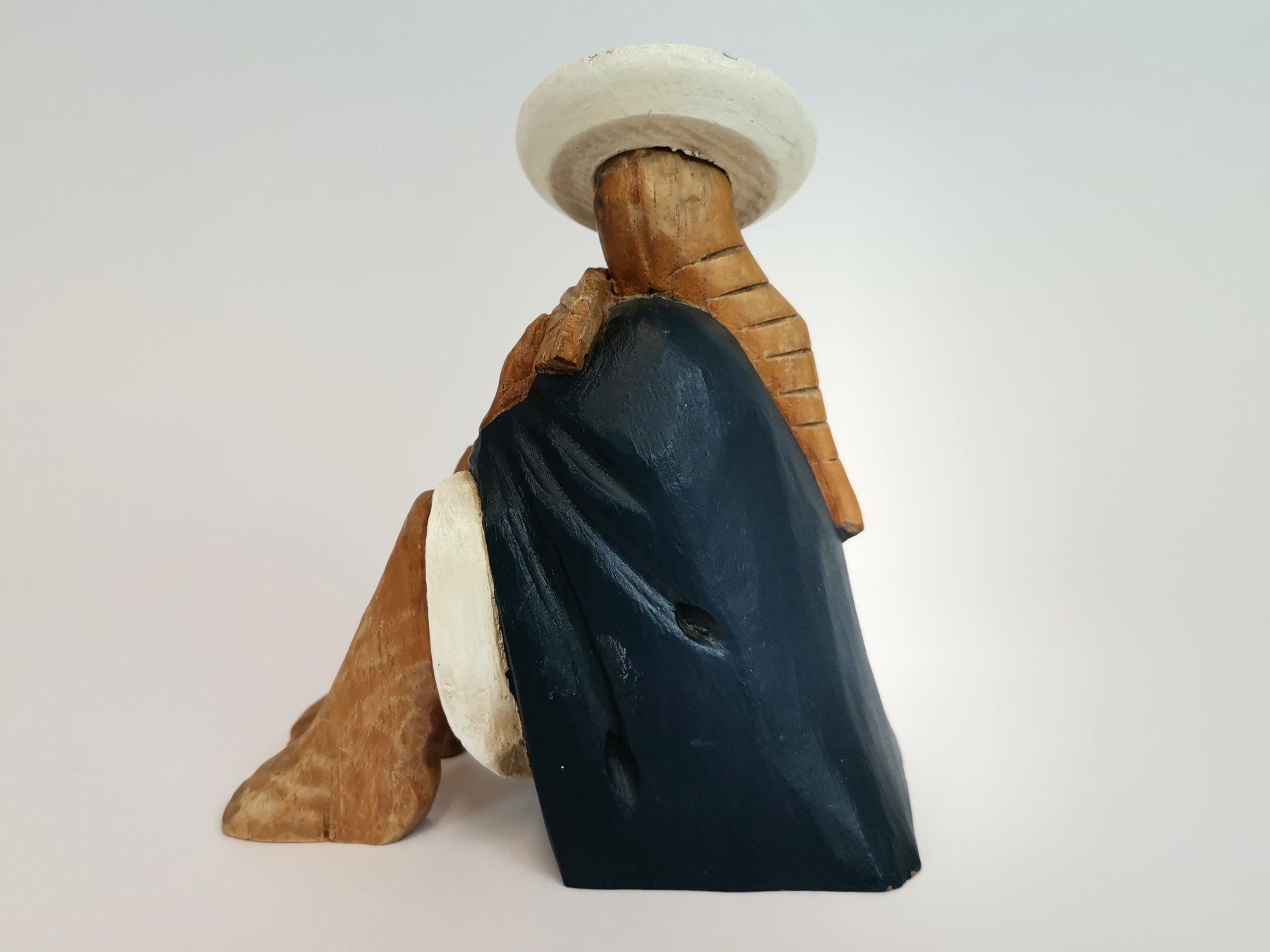 Figuren: Holzfigur Panflötenspieler – Gebraucht aus Schaffhausen von Restwert_SH 3