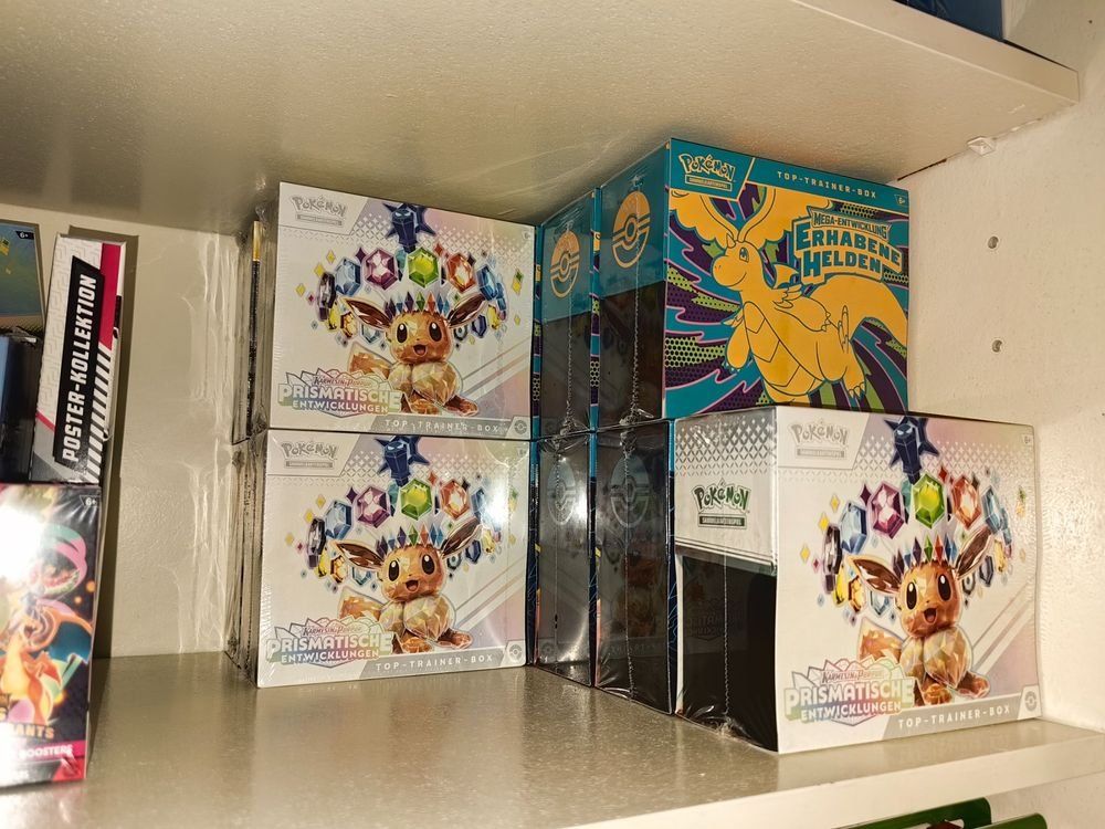 Pokémon Carte collezionabili: Erhabene Helden Top Trainer Box – Nuovo e nell'imballaggio originale da Dübendorf venduto da Exory