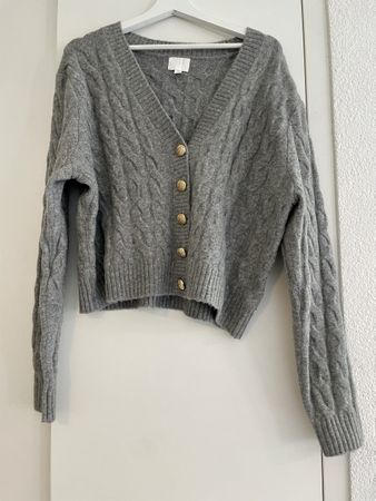 Grey cardigan L