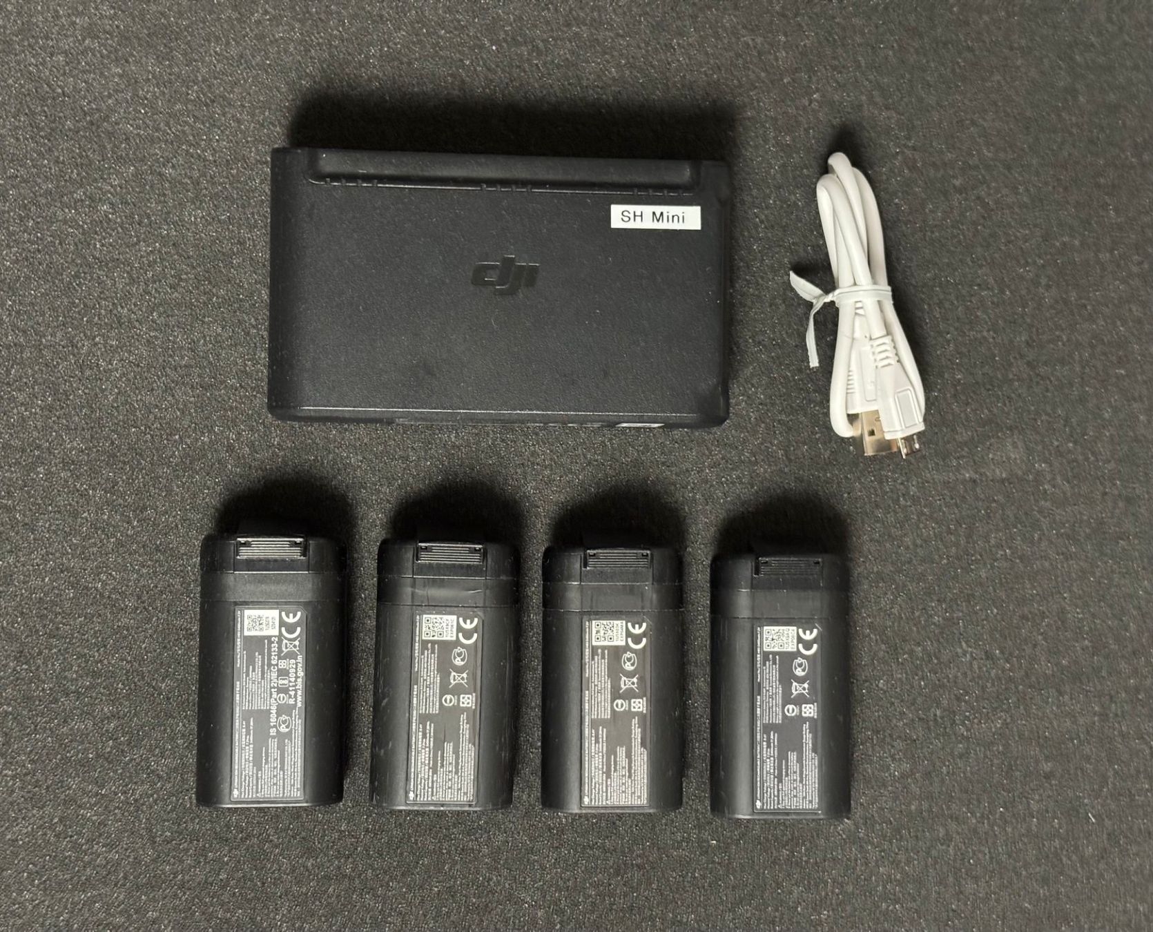 DJI RC Modellbau: Drohne DJI Mavic Mini -  Combo mit 4 Akkus und 2 Controller – Gebraucht aus Zürich von borax02 1