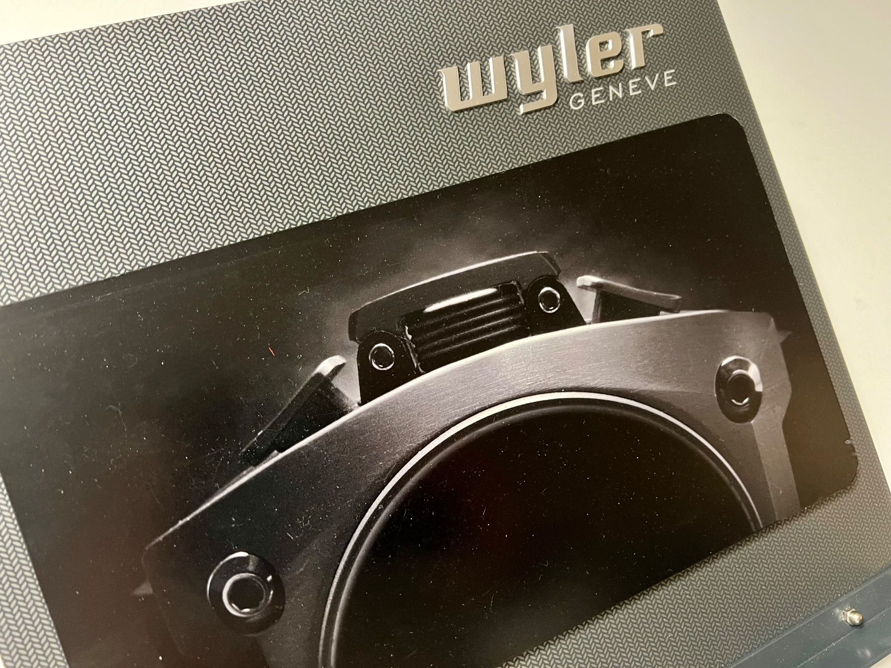 Wyler Orologi: WYLER-Genève Code-R Chronograph carbon style display – Nuovo (secondo la descrizione) da Mont-sur-Lausanne venduto da vmi_ym5l 5