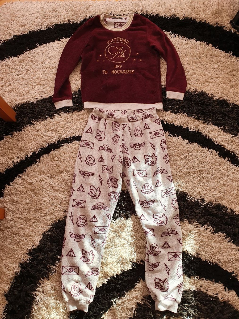 Negligees & Pigiami: Pyjama Harry Potter – Usato da La Chaux-de-Fonds venduto da MyriamDo