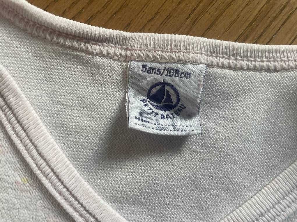 Pyjamas & Ähnliches: Pyjama Grösse 104 von Petit Bateau – Gebraucht aus Rubigen von lia_dwd7 1