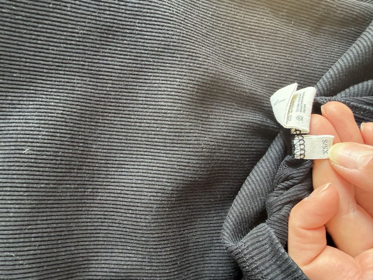 Lamarel Top: Lamarel ribbed black long sleeve top – Nuovo (secondo la descrizione) da Uster venduto da Monika_OB 8