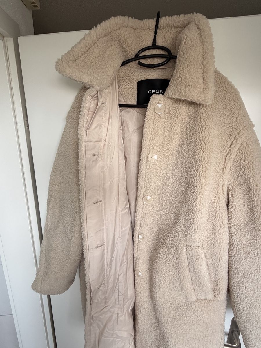 Opus Cappotti: OPUS Wintermantel REGULAR FIT COLLAR Gr.44 – Usato da Schmitten FR venduto da resina 3