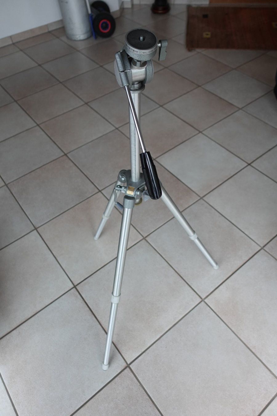 Trépieds & Accessoires: Foto Stativ Slick Master Professional – D'occasion à Reitnau par Corton1