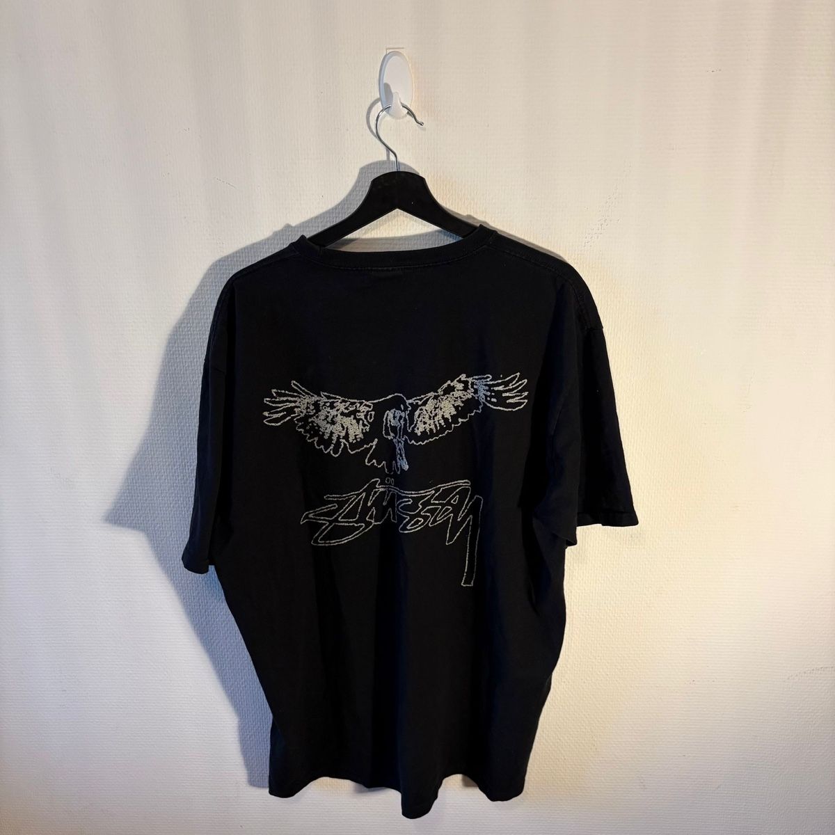 Stüssy T-shirt: Stüssy Eagle Tshirt (Black) – Nuovo (secondo la descrizione) da Bern venduto da gia_jqj7 1