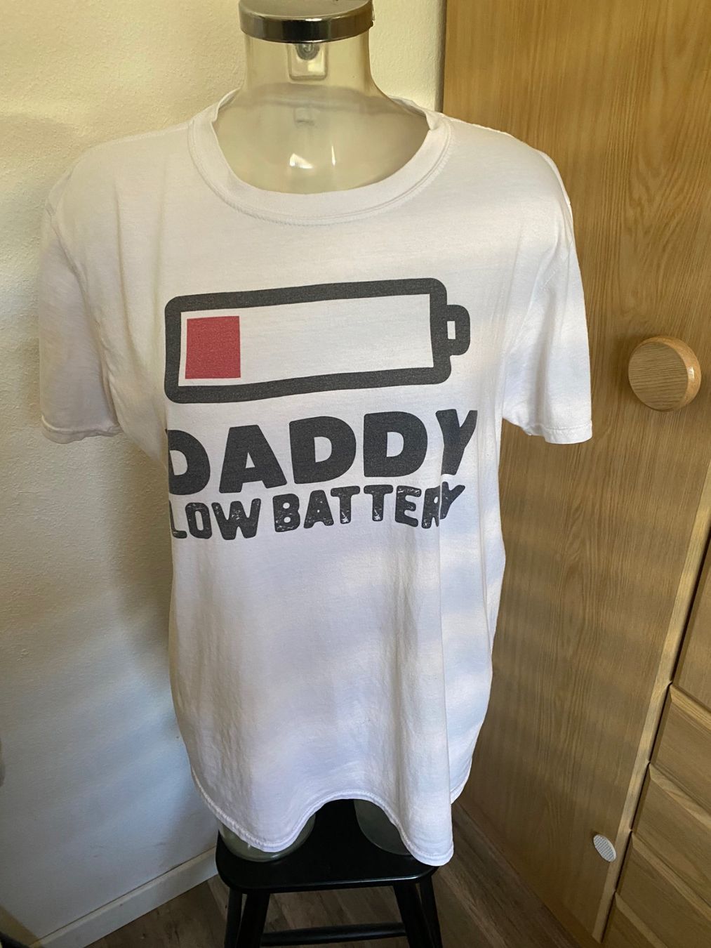 T-shirt: Daddy Low Battery T-Shirt Grösse L – Usato da Allenwinden venduto da Obalu