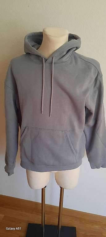 Maglioni & Felpe: H&M Kapuzenpulli grau, Gr M – Usato da Wädenswil venduto da H2H_Secondhandshop 3