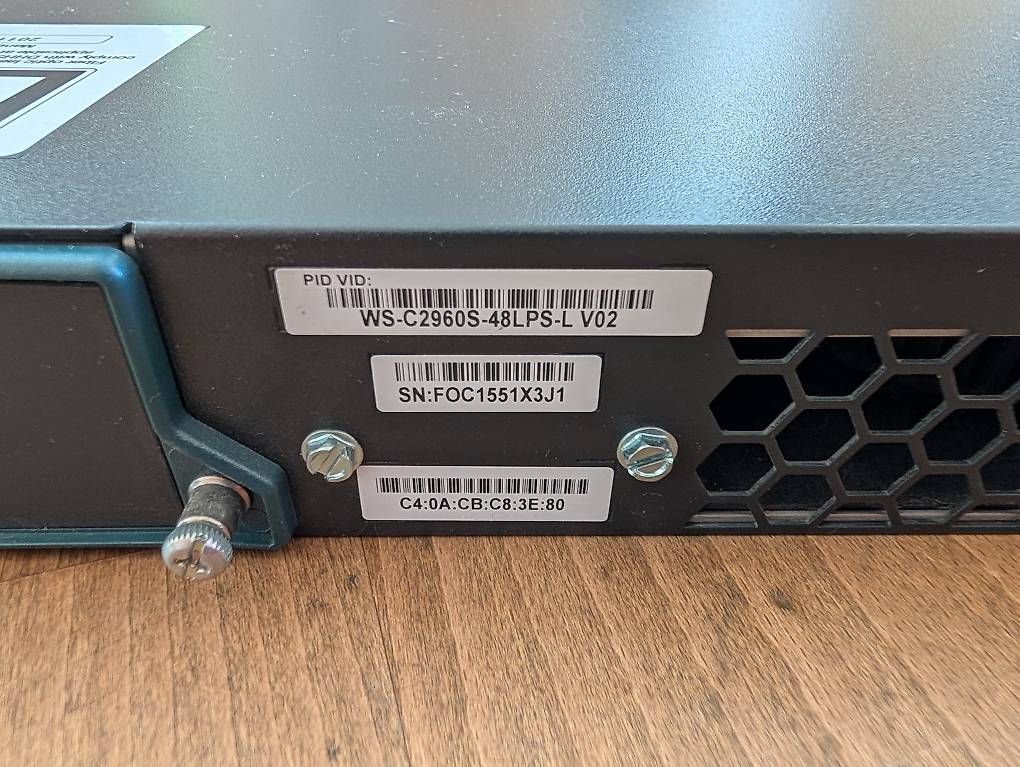 Cisco Hub & Switch: Cisco Catalyst 2960-S 48 Port PoE+ Switch – Usato da Pfaffnau venduto da reapcx 3