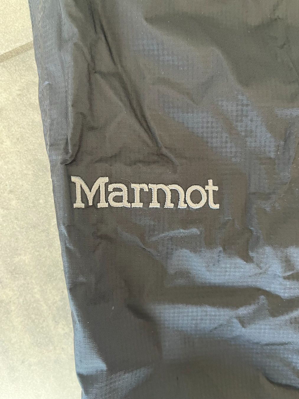 Pantaloni: MARMOT Regenhose Schwarz – Usato da Otelfingen venduto da Denis_ZH 1