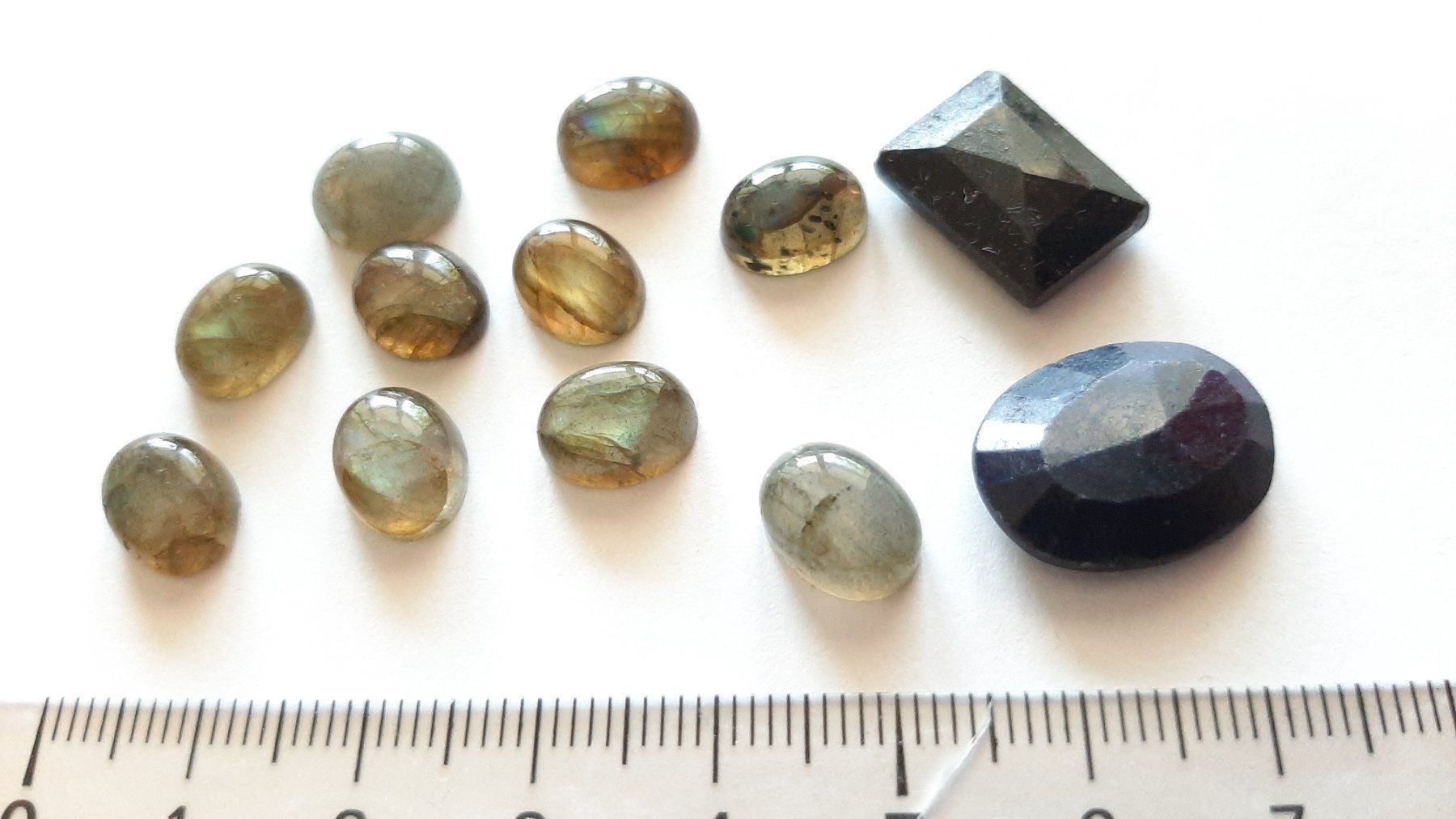Minerali & Pietre curative: Lot de pierres labradorite et saphirs – Usato da Pully venduto da bro_n52j 7