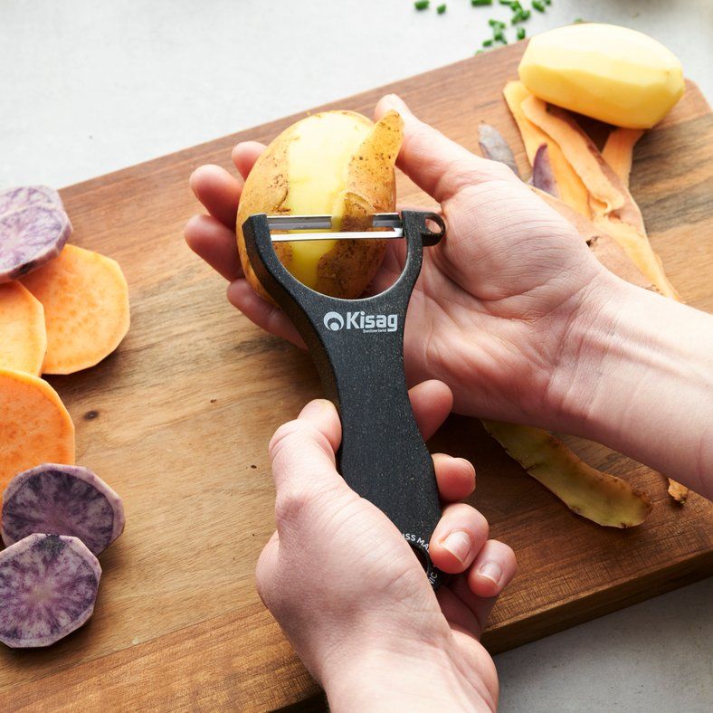 Kisag Elettrodomestici da cucina: Kisag Sparschäler ARTISAN schwarz l Gratisversand – Nuovo e nell'imballaggio originale da Bellach venduto da Kisag_AG 2