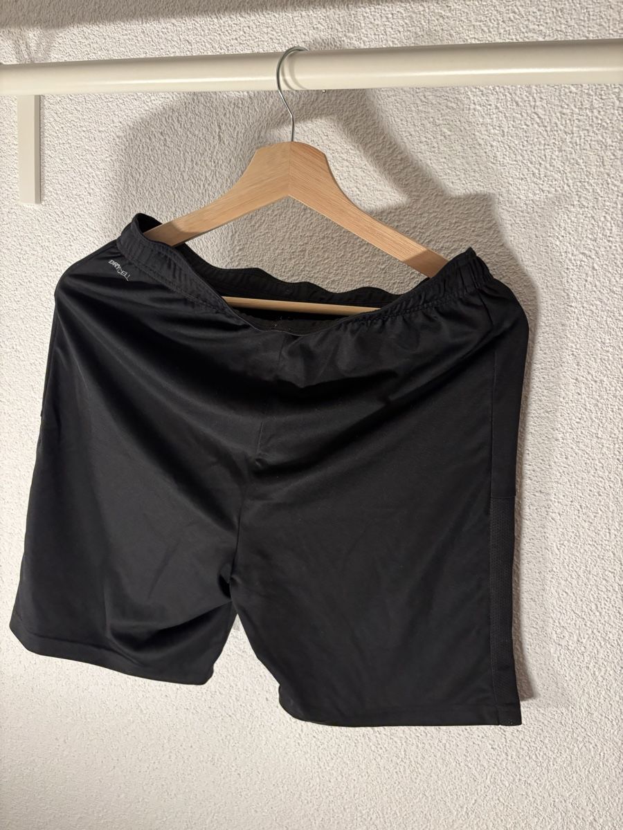 Pantaloni: Sporthose Puma – Usato da Meilen venduto da rr0 1