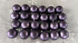 24x edle Christbaumkugeln, violett matt