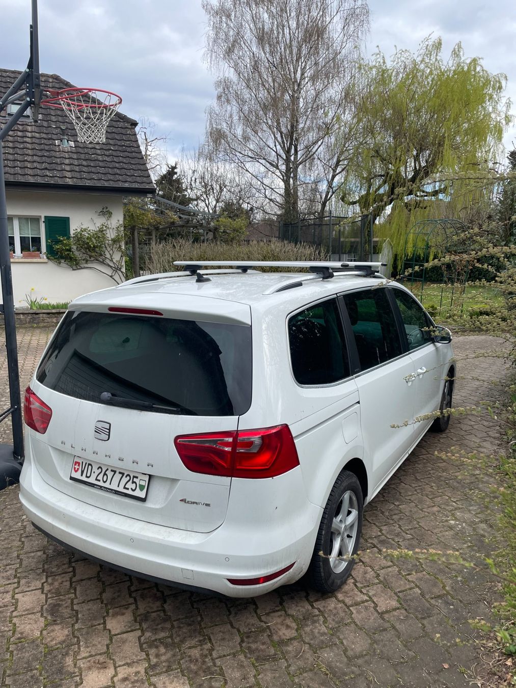 Seat Automobili: Seat Alhambra 2.0 TDI 4Drive – Usato da Commugny venduto da din_cxk5 3
