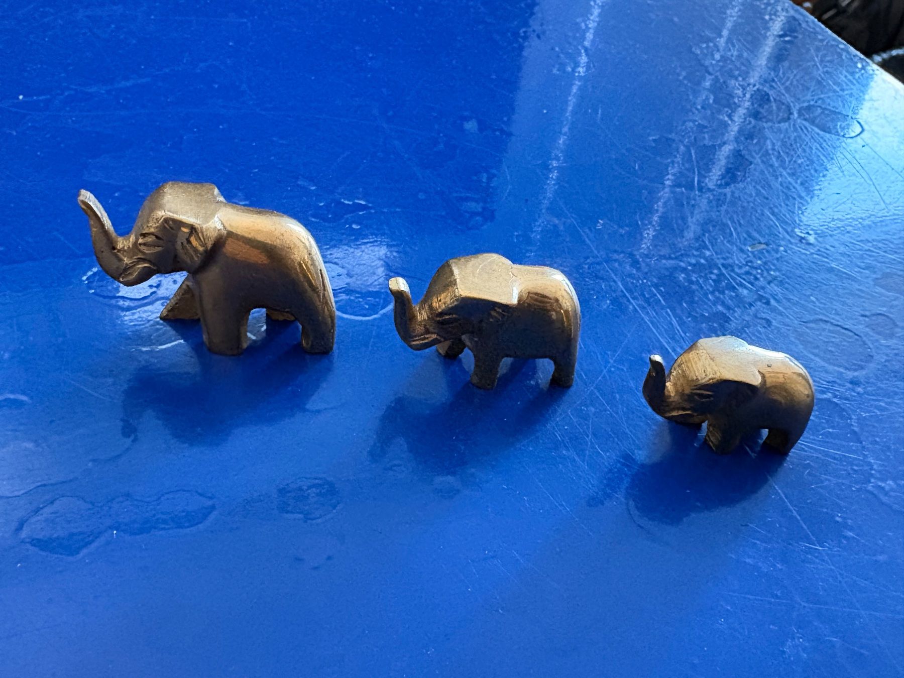 Tutte le decorazioni: 3 Elefanten Figuren – Usato da Spreitenbach venduto da SwissTradeMan 1