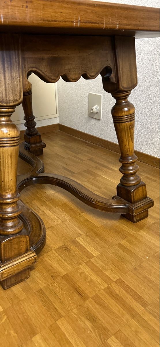 Set di tavolo e panche: Holztisch massiv mit 4 Stühlen – Usato da Aeschi SO venduto da Gery1957 2