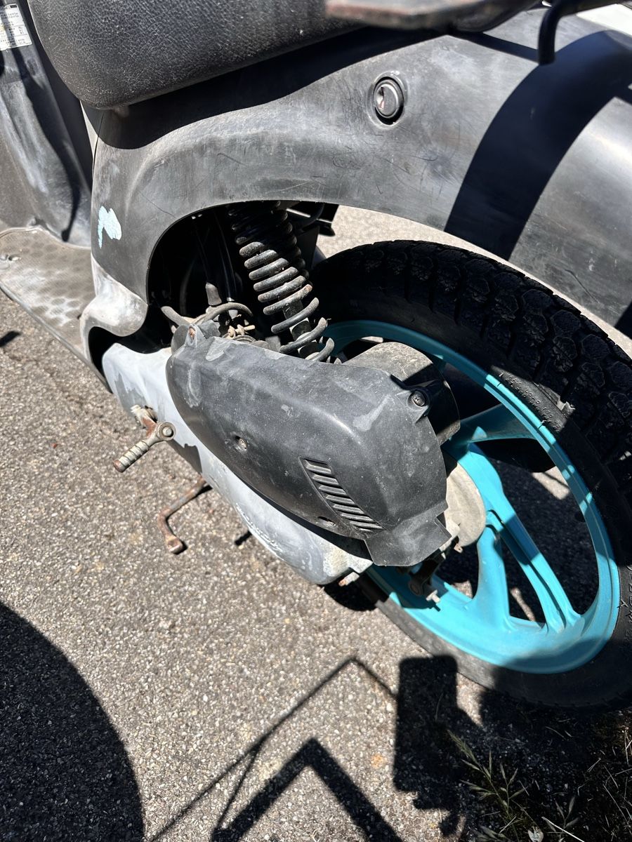 Scooters: Honda 50 – Gebraucht aus Biel-Bienne von Silva-M30 3
