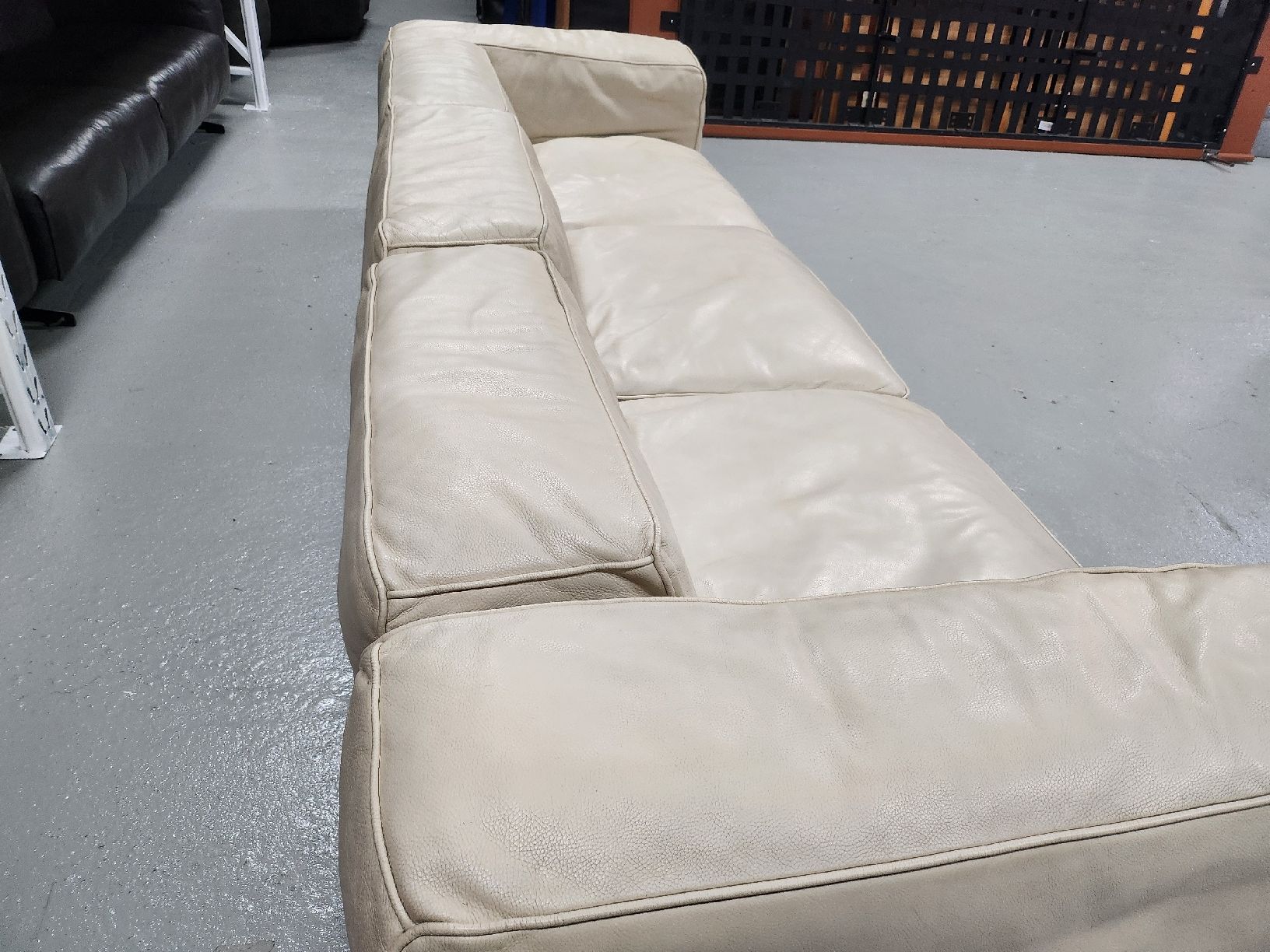 Edra Divani: Edra - Sofà Sofa by Francesco Binfaré – Usato da Nijmegen venduto da HermsenDesign 3