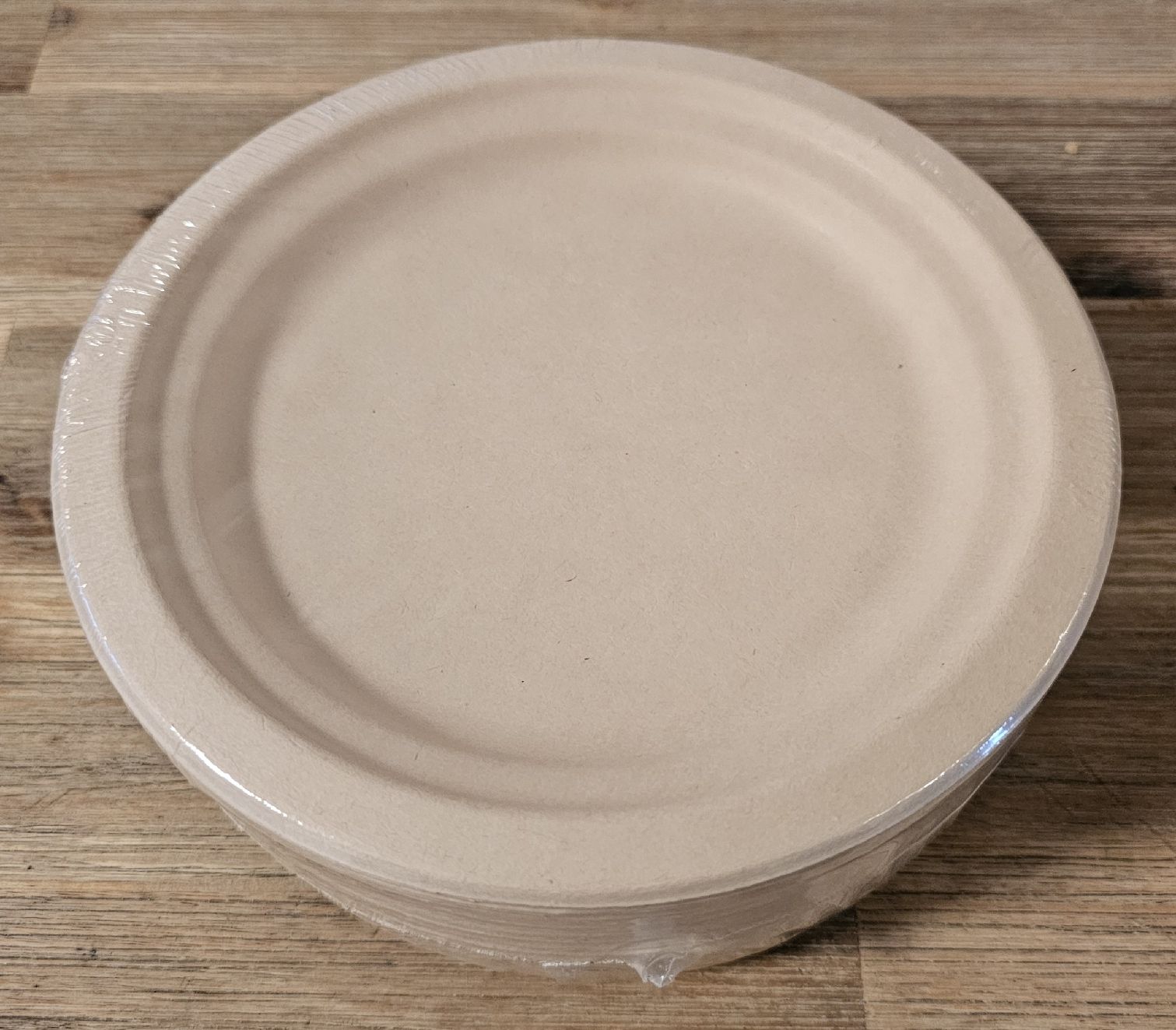 Piatti: Neu 50 Stk. Einwegteller Ø 18cm – Nuovo e nell'imballaggio originale da Basel venduto da Allerlei-Basel
