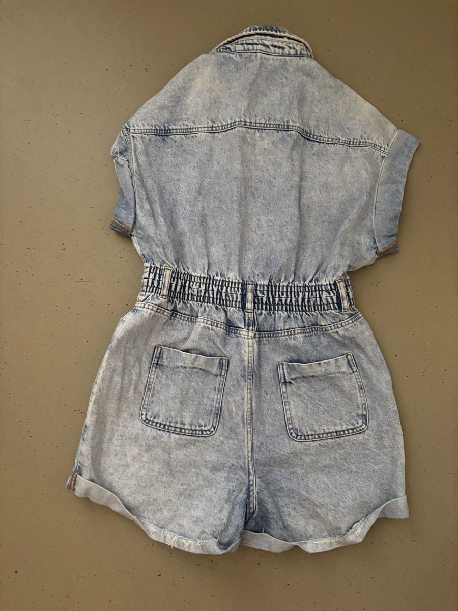 Jumpsuits: Damen Jumpsuit Jeans hellblau Grösse M – D'occasion à Zürich par lennyk01 1