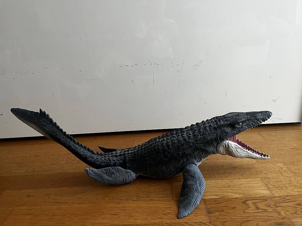 Spielzeuge: Jurassic World Dinosaurier Mosasaurus  – Gebraucht aus Muri b. Bern von sibube3000