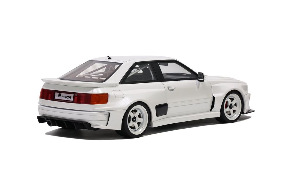 OTTOMOBILE - AUDI 80 B4 coupé RS2 Prior Design 2021 White - 1/18 - OT913 online kaufen