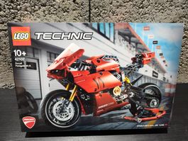 LEGO Ducati Panigals V4 R 42107