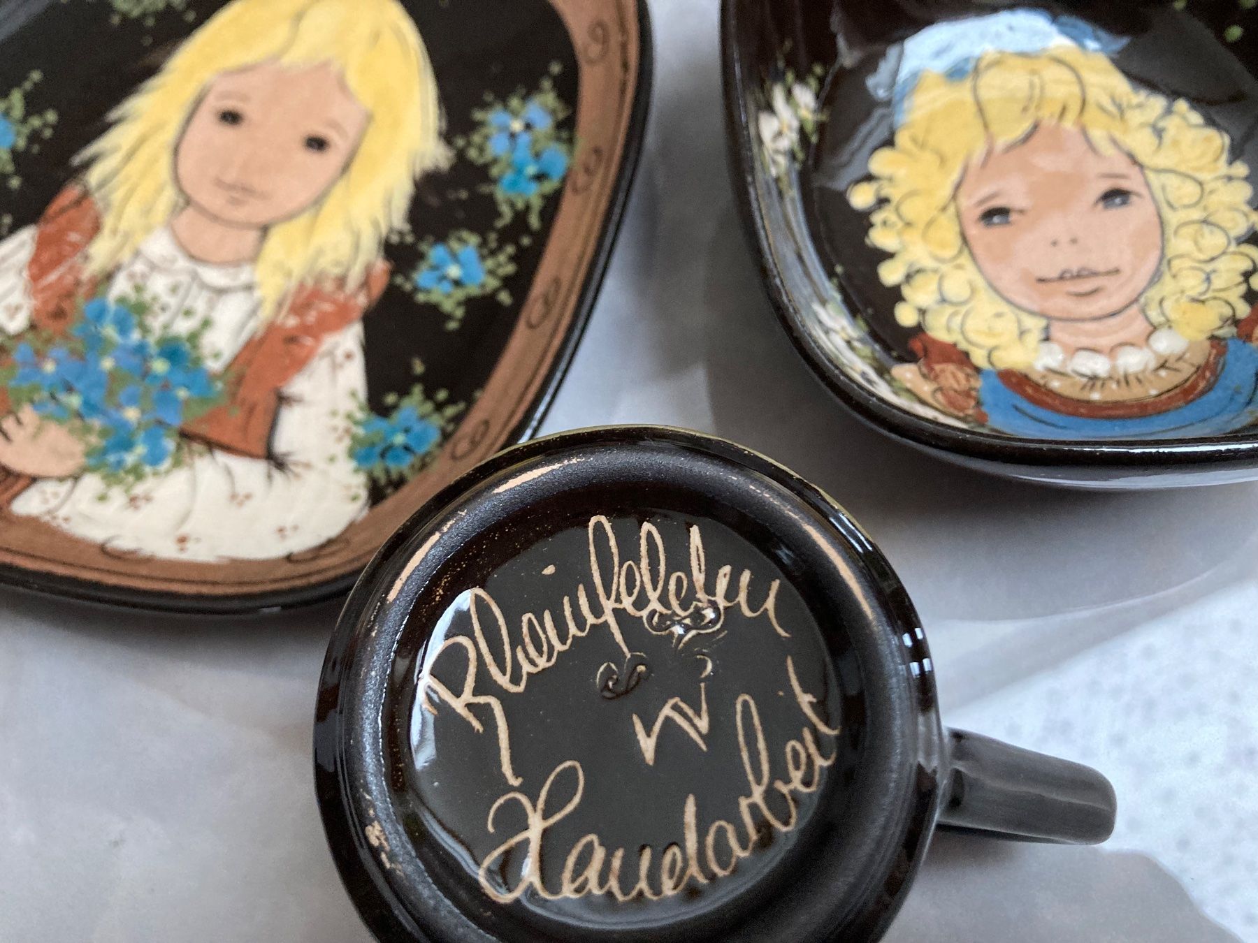 Services de table: 12 Teiliges Geschirrset – D'occasion à Bannwil par Su50 2