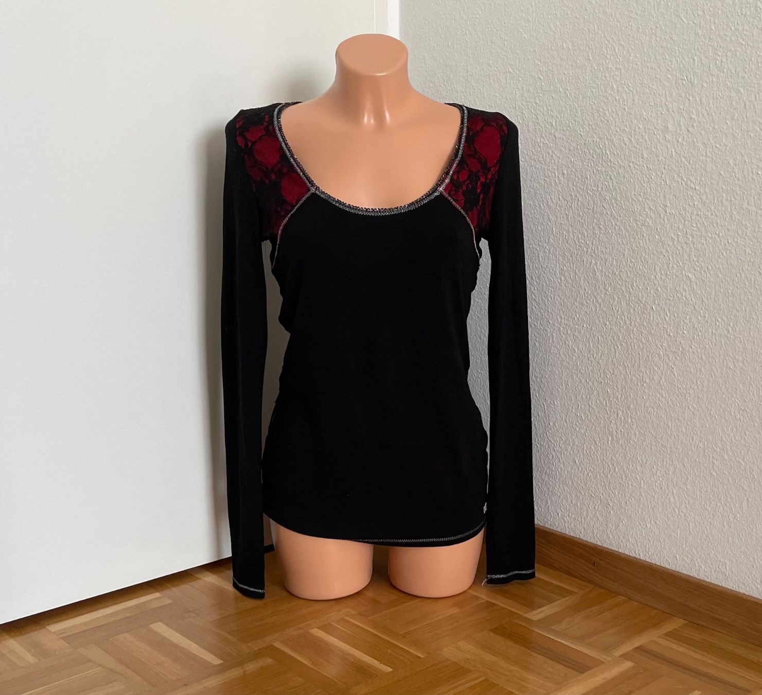 Morgan T-shirt: Morgan Shirt Gr. S – Usato da Rüfenacht BE venduto da Anele_13 8
