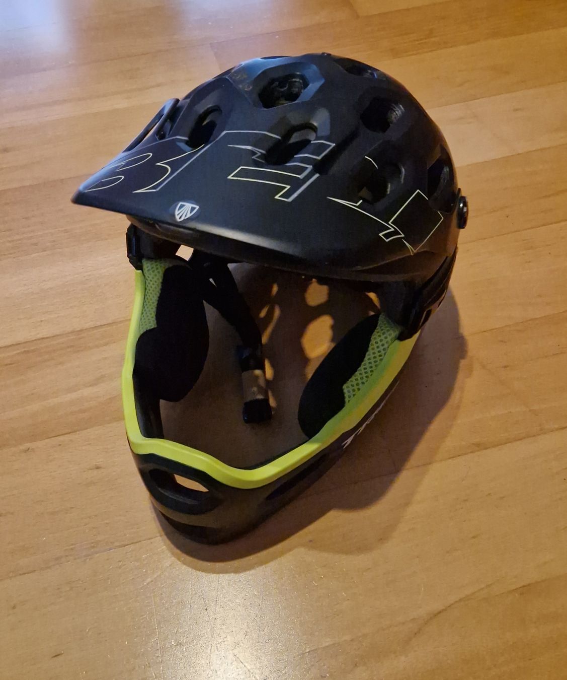 Protections: Downhill Ausrüstung Oberkörper – D'occasion à Rhäzüns par nic_5s2m 1