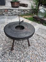 Feuerstelle mit Grillrost, guter Zustand