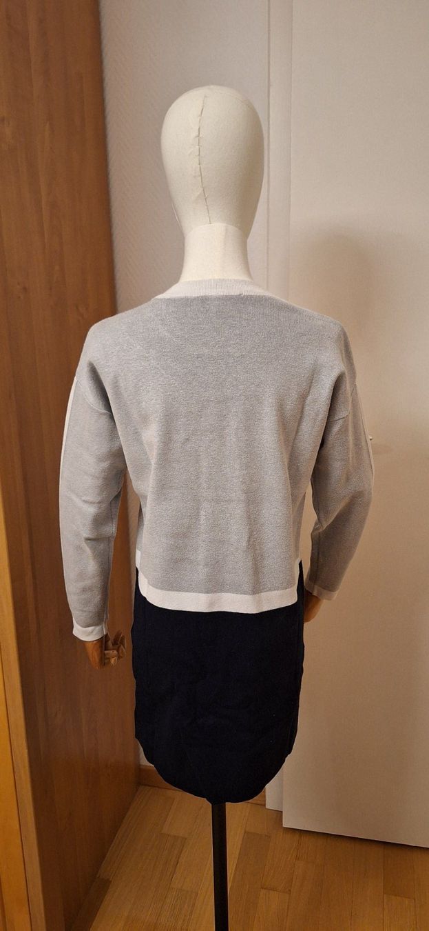 Morgan Robes: Morgan, robe pull courte – D'occasion à Lussery-Villars par pousinete02 1