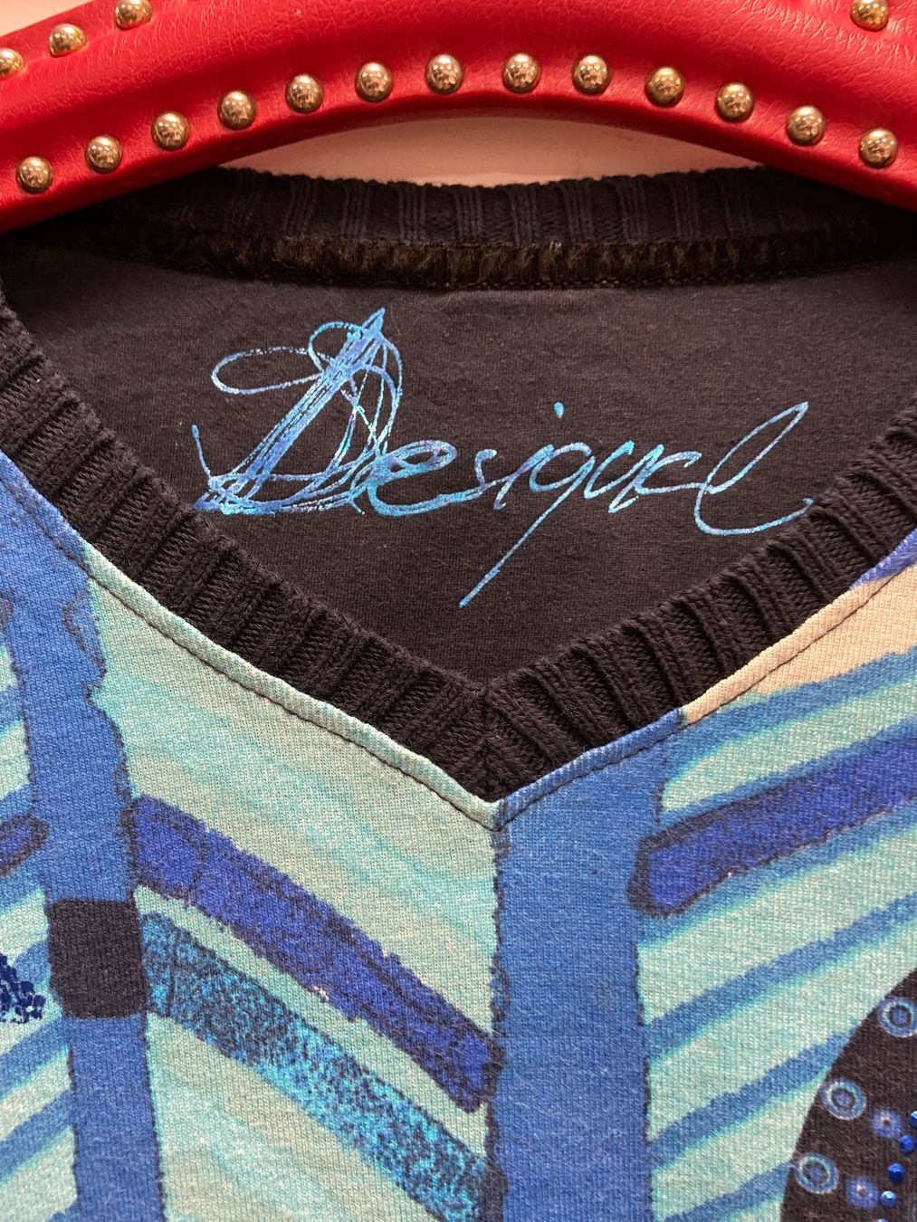 Desigual Maglioni & Felpe: Schöner Desigual Pullover - Gr. M – Usato da Brügg BE venduto da doppelrittberger 2