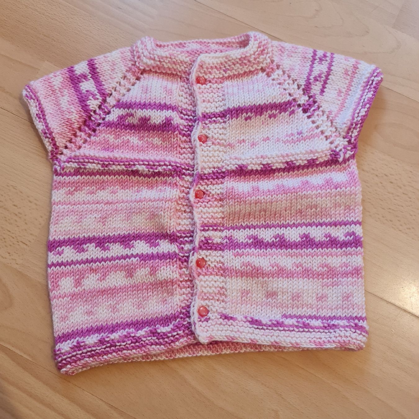 Lotti & Set di vestiti: Handgestricktes Babykleidungsset – Nuovo e nell'imballaggio originale da Grafstal venduto da sel_yil 2