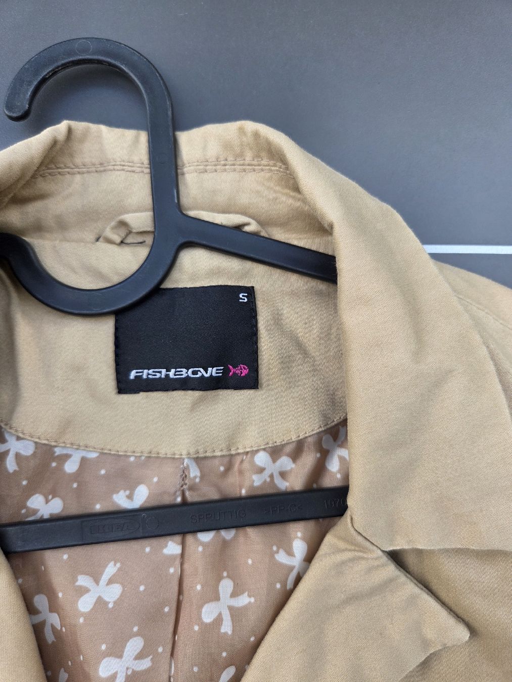 Giacche: Damen Blazer Farbe beige Grösse S – Usato da Zürich venduto da mi.ha.6 1