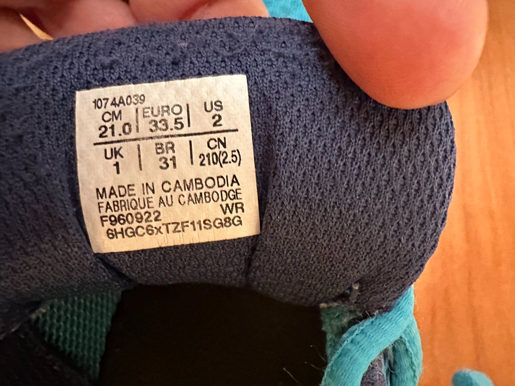 Asics Scarpe da uomo: Asics Hallenschuhe – Usato da Birmensdorf ZH venduto da Apg4 2