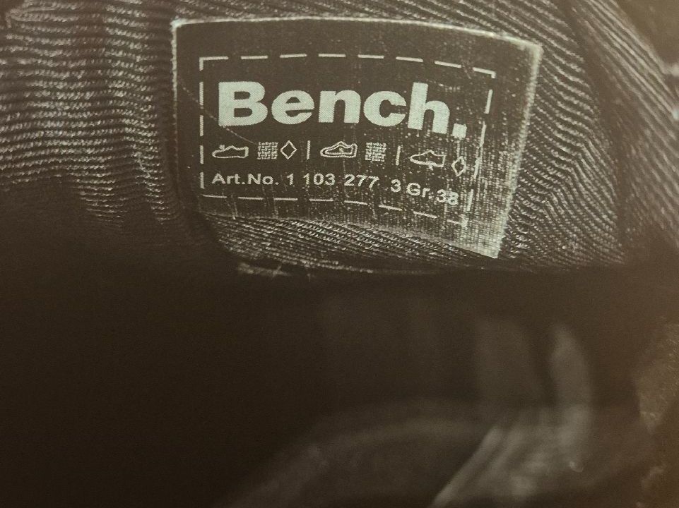 Bench Scarpe da donna: Bench Turnschuhe Damen dunkelblau – Usato da Grüt (Gossau ZH) venduto da ser_86zb 2