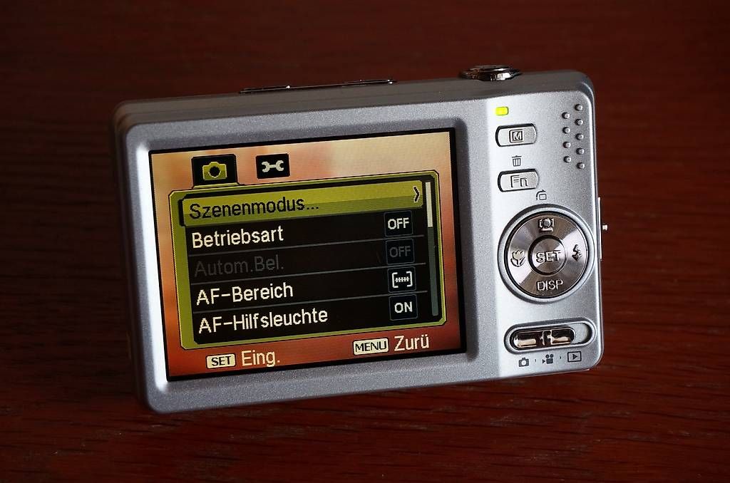 BenQ Kamera: BENQ DC E1030 Digitalkamera in OVP 10MP – Gebraucht aus Spreitenbach von Salesmanship 2