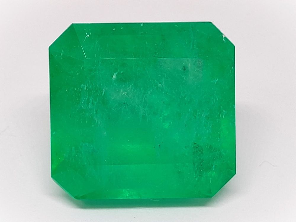 Magnifique émeraude Brute De Colombie - Vert Intense 0.98 Ct - Pierre Fine Huilée