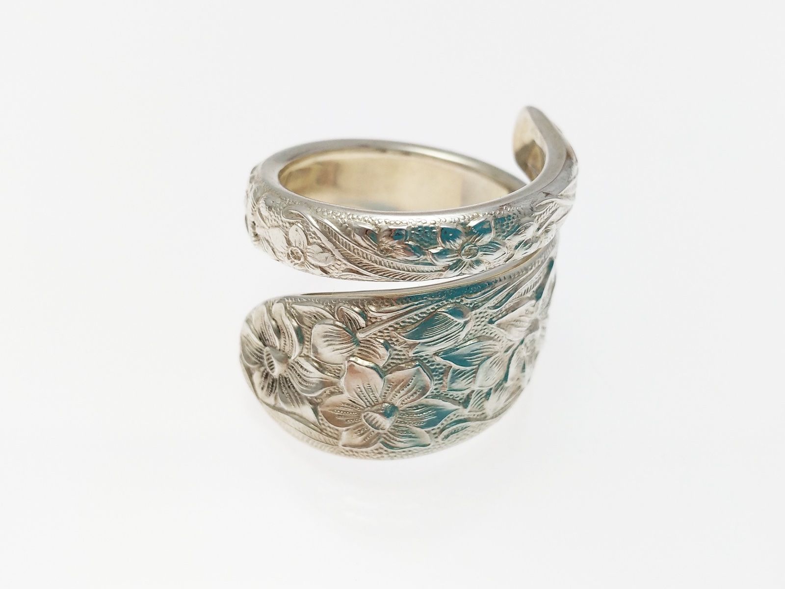 Anelli: offener Jugendstil Silberring mit Narzissen Blumendesign – Nuovo e nell'imballaggio originale da Meilen venduto da Byrd-bijoux 2