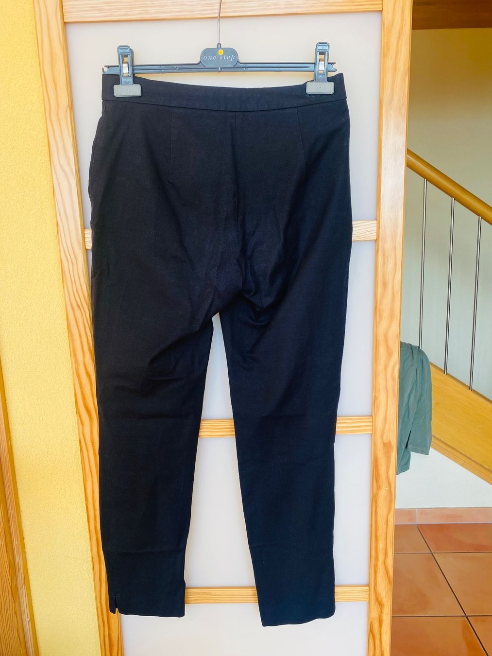 Massimo Dutti Pantaloni: Pantalon Massimo Dutti Envoi possible/Versand möglich – Usato da Belmont-sur-Lausanne venduto da chu_vxf5 1