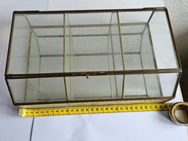 Boîte à bijoux ancienne en verre et laiton, 3 compartiments